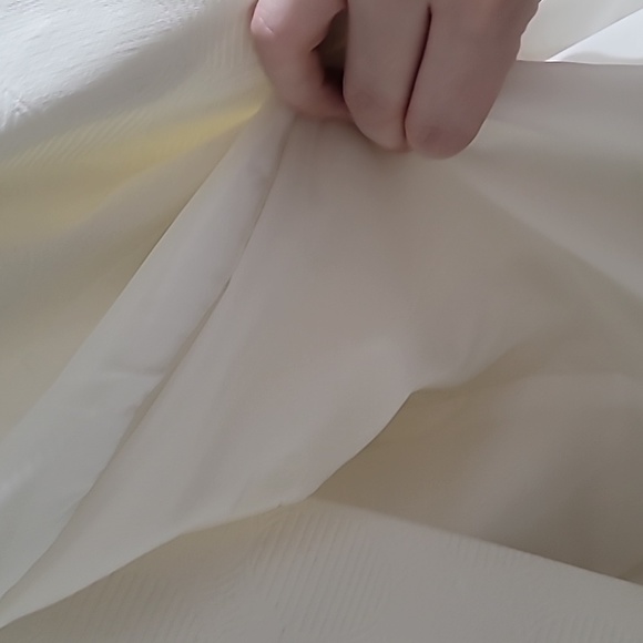 Never Worn White Blazer and Skirt Suit - Picture 3 of 4